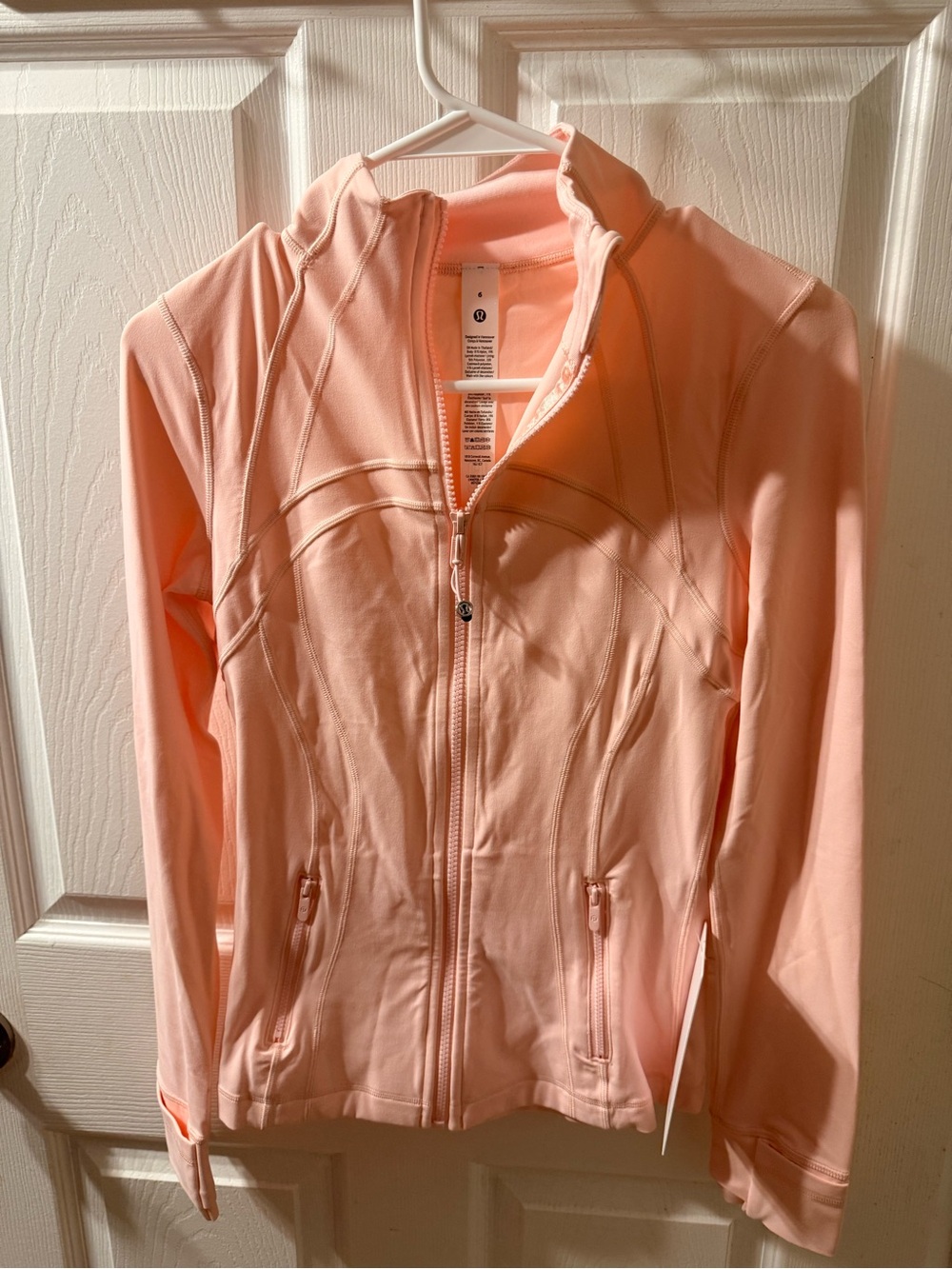 *NWT* Lululemon blush quart Women's Define Jacket